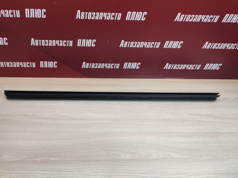 Уплотнитель стекла двери внутренний