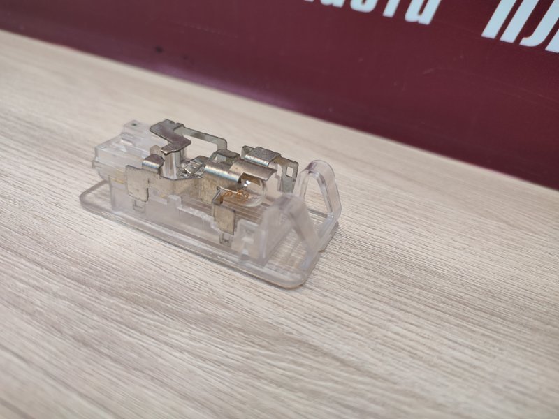 Плафон подсветки багажника