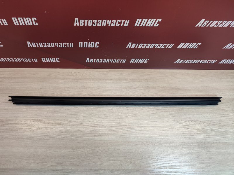 Уплотнитель стекла двери внутренний