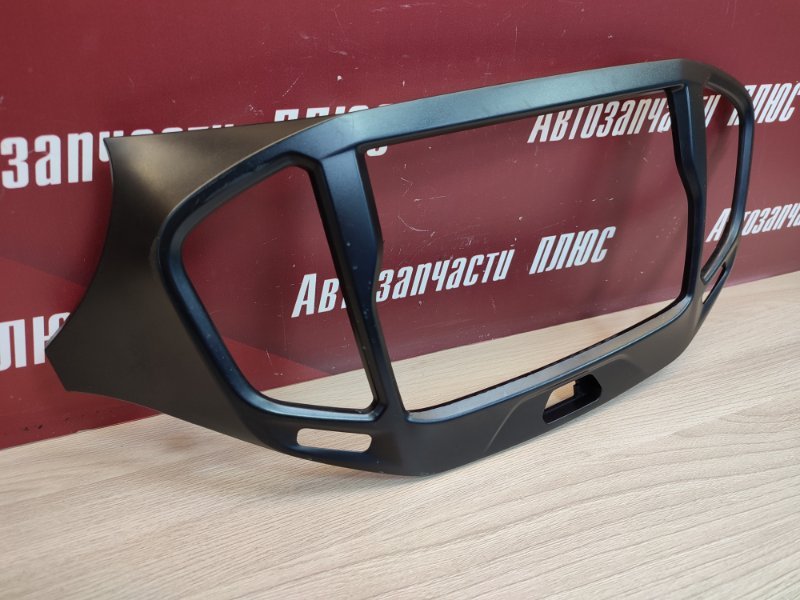 Рамка магнитолы