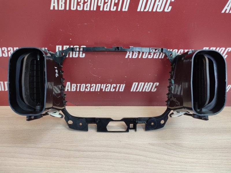 Воздушный дефлектор салона