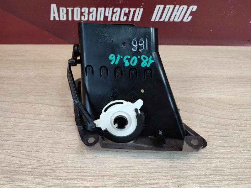 Воздушный дефлектор салона