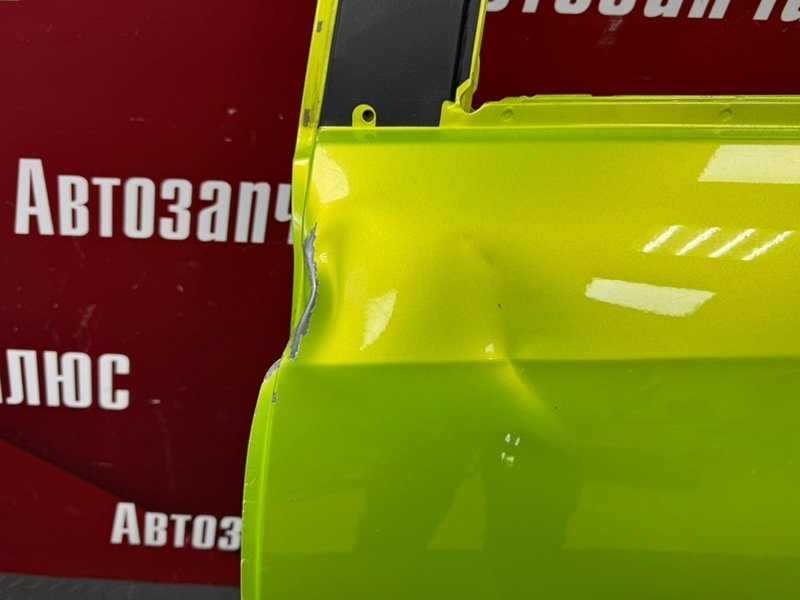 Дверь боковая