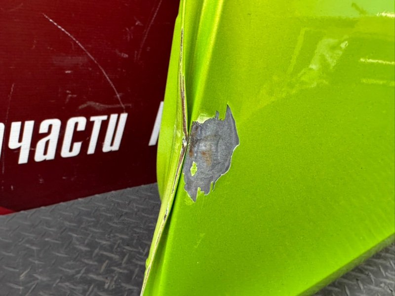 Дверь боковая