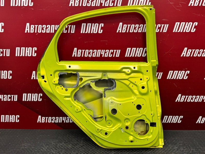 Дверь боковая