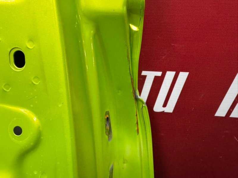 Дверь боковая