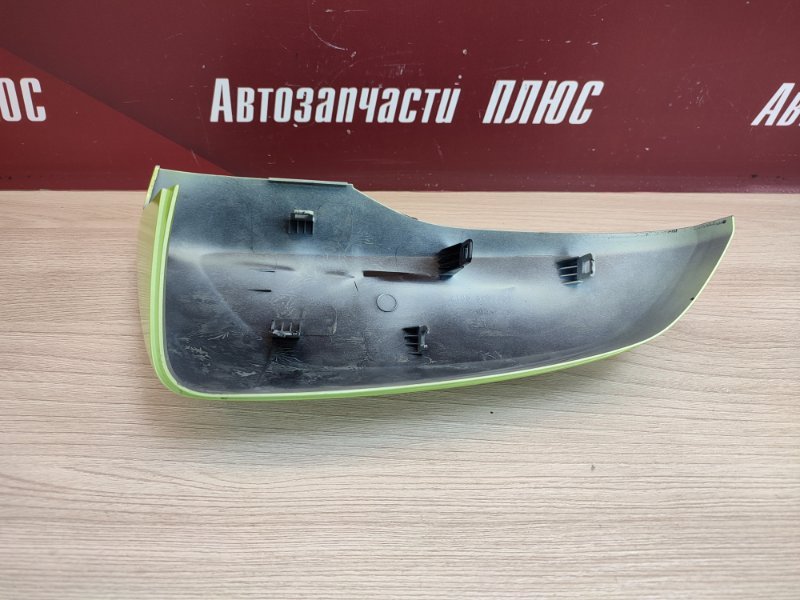 Крышка зеркала