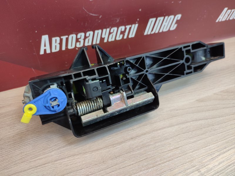 Ручка двери внешняя