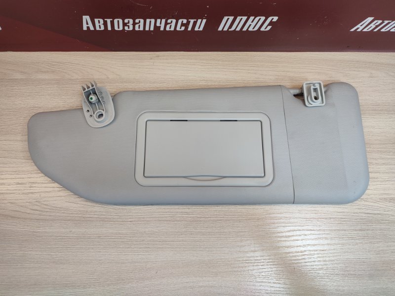 Козырек солнцезащитный