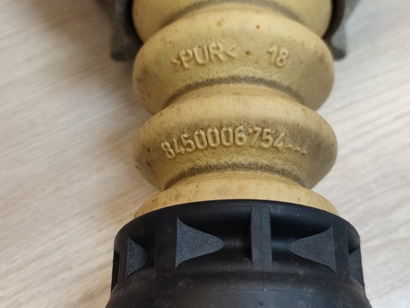 Пыльник амортизатора