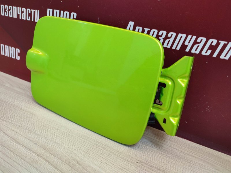 Лючок бензобака