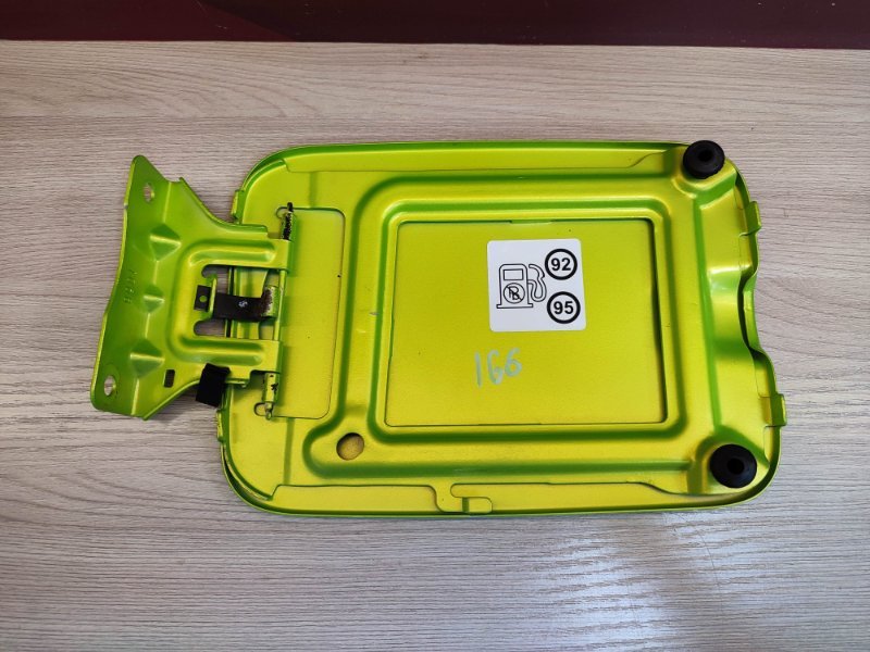 Лючок бензобака