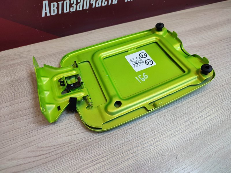 Лючок бензобака