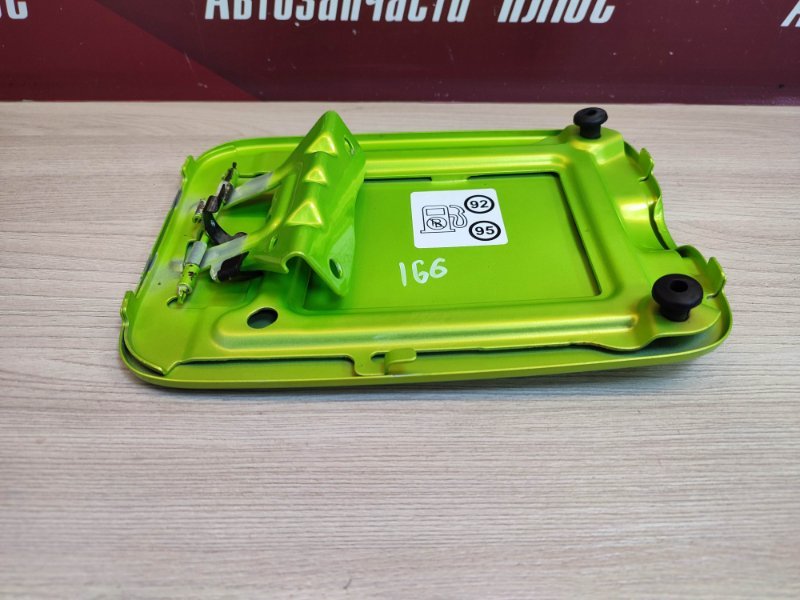 Лючок бензобака