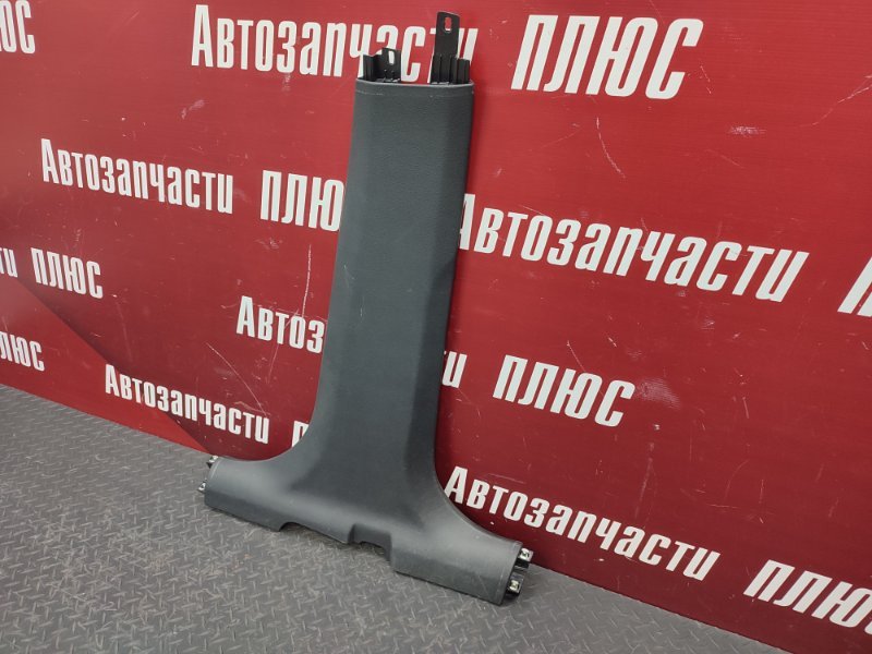 Обшивка средней стойки