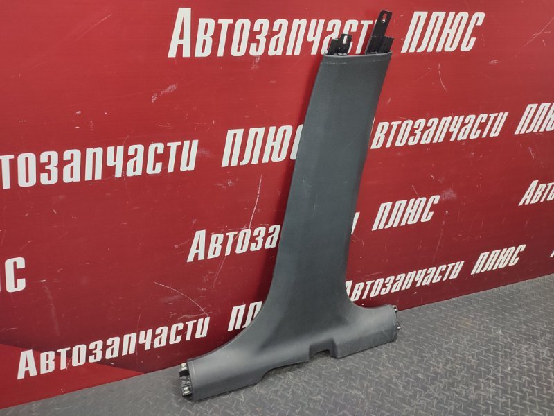 Обшивка средней стойки