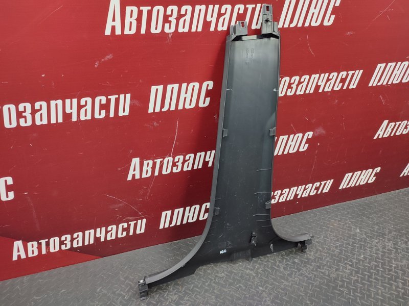 Обшивка средней стойки