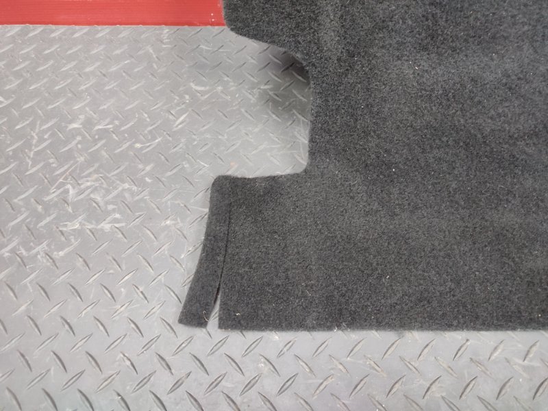 Обшивка пола багажника