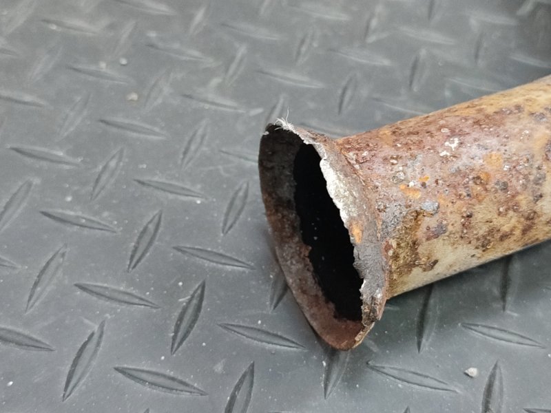 Резонатор глушителя