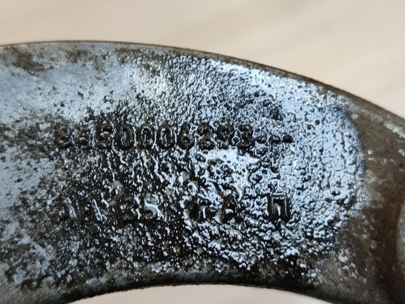 Кронштейн опоры двигателя