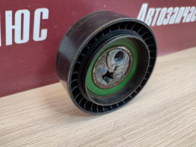 Ролик натяжной