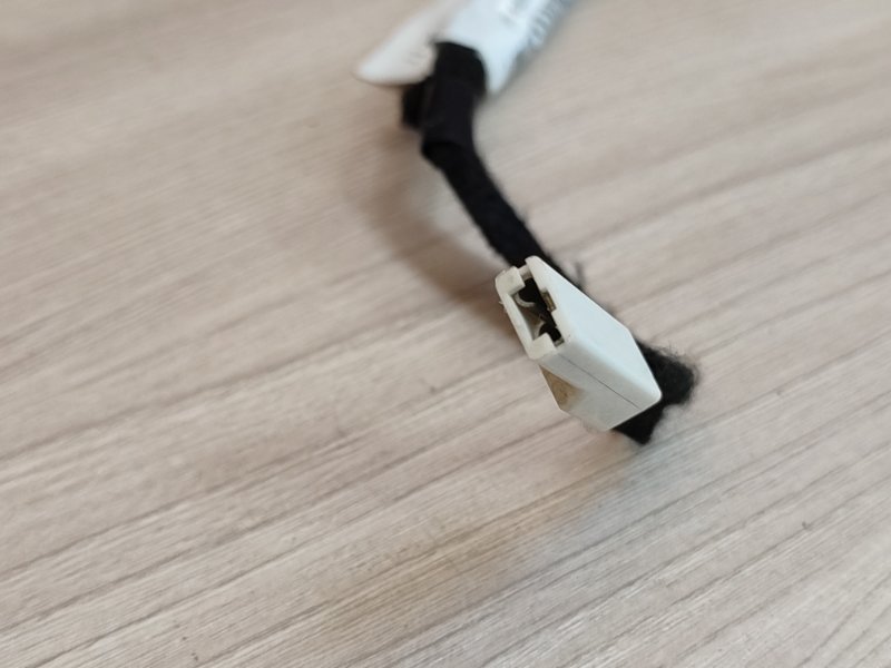 Провод обогрева заднего стекла