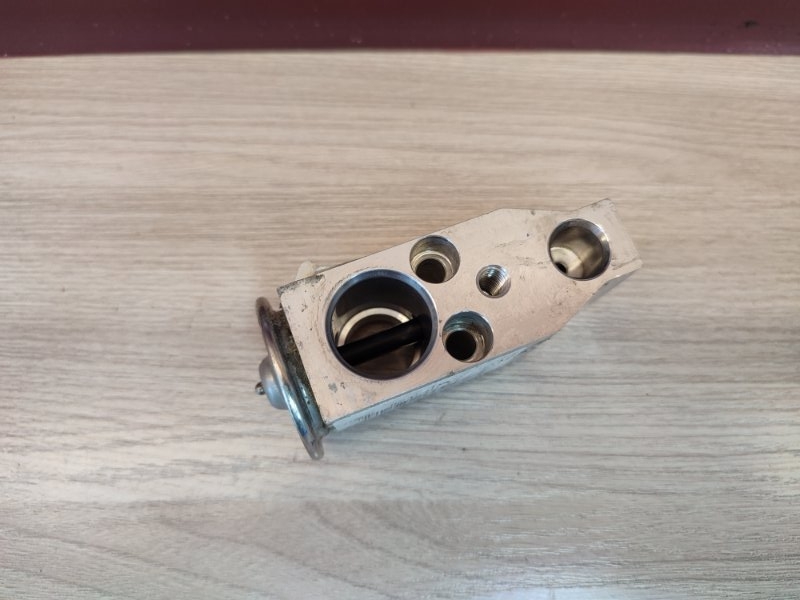 Клапан кондиционера