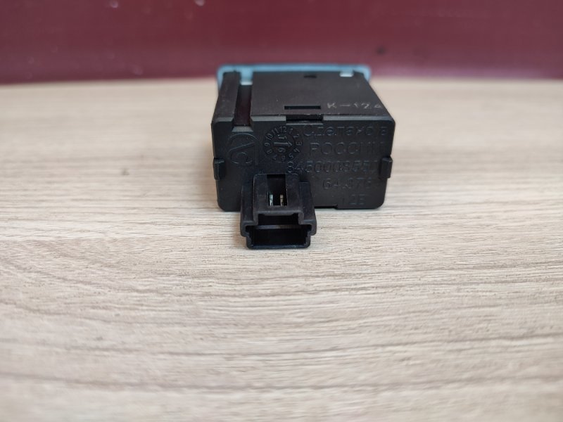 Кнопка корректора фар