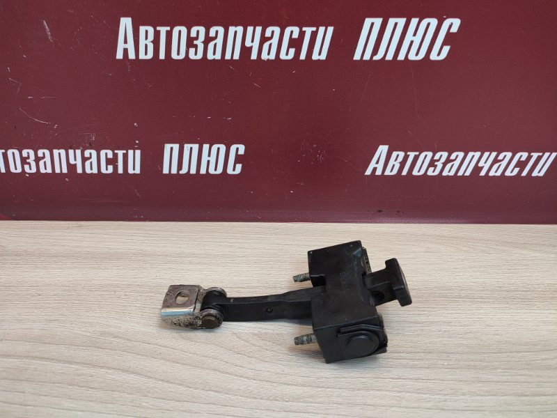 Ограничитель двери