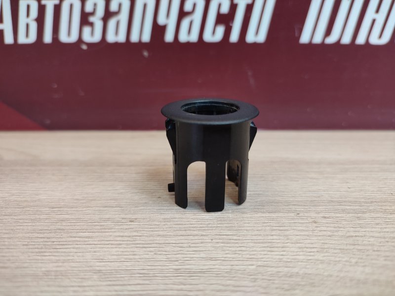 Кронштейн парктроника