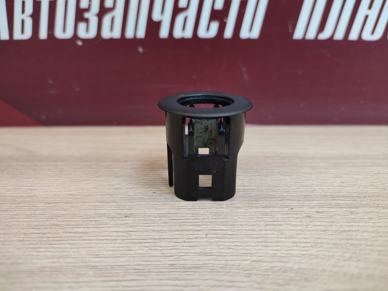 Кронштейн парктроника