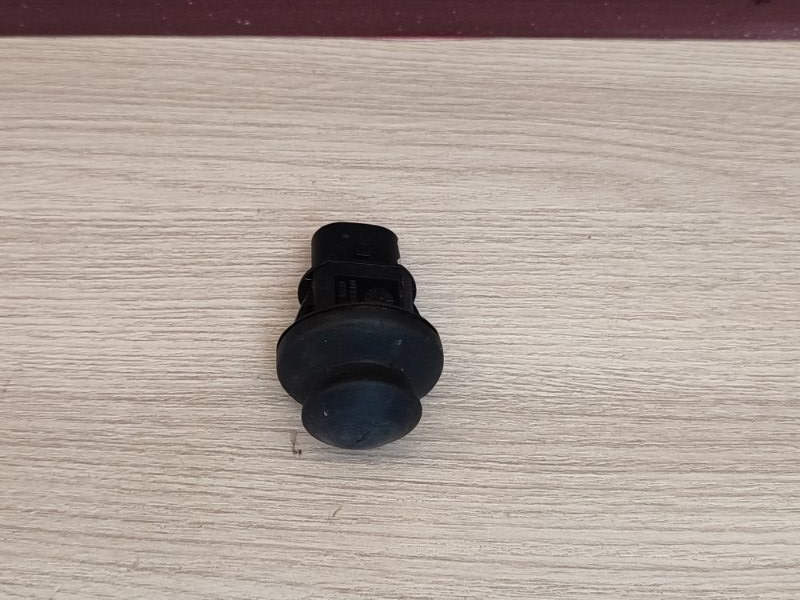 Концевик двери