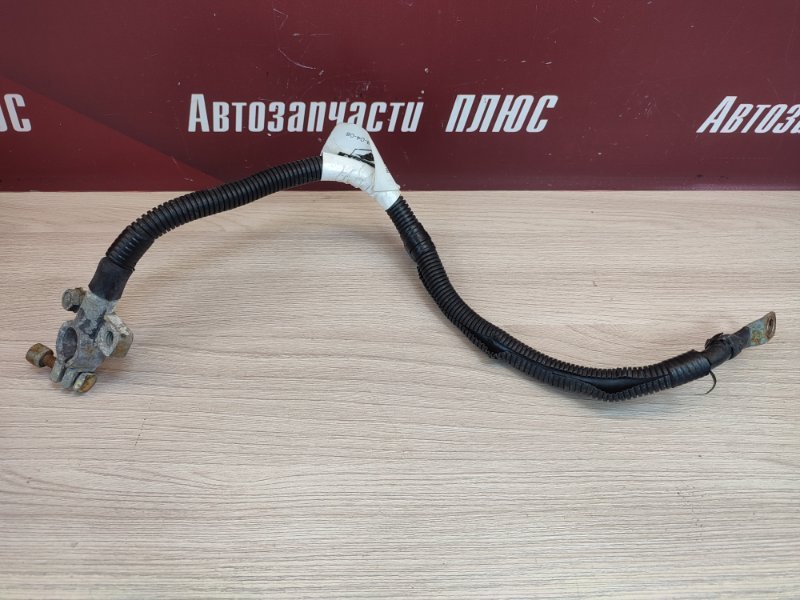 Клемма аккумулятора (минусовая)