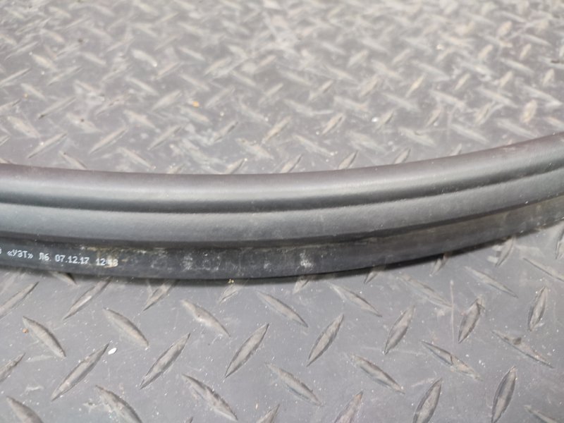 Уплотнитель жабо