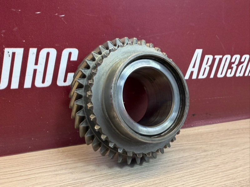 Шестерня КПП