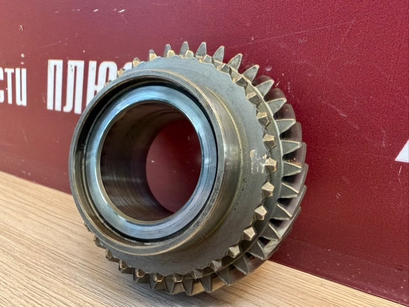 Шестерня КПП