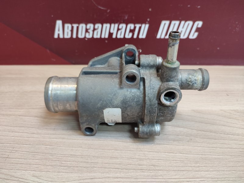 Термостат с корпусом