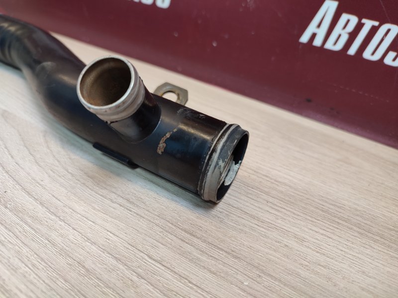 Трубка системы охлаждения