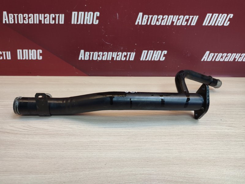 Трубка системы охлаждения