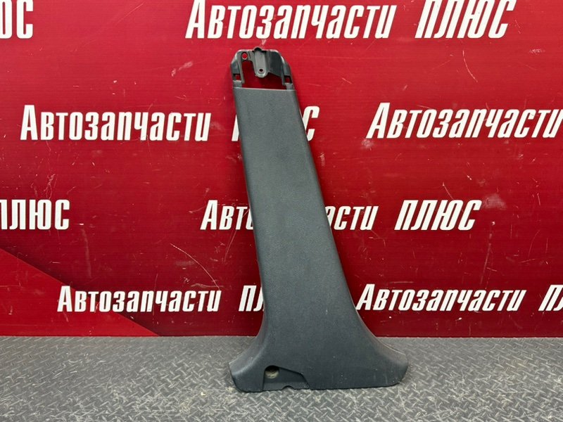 Обшивка средней стойки