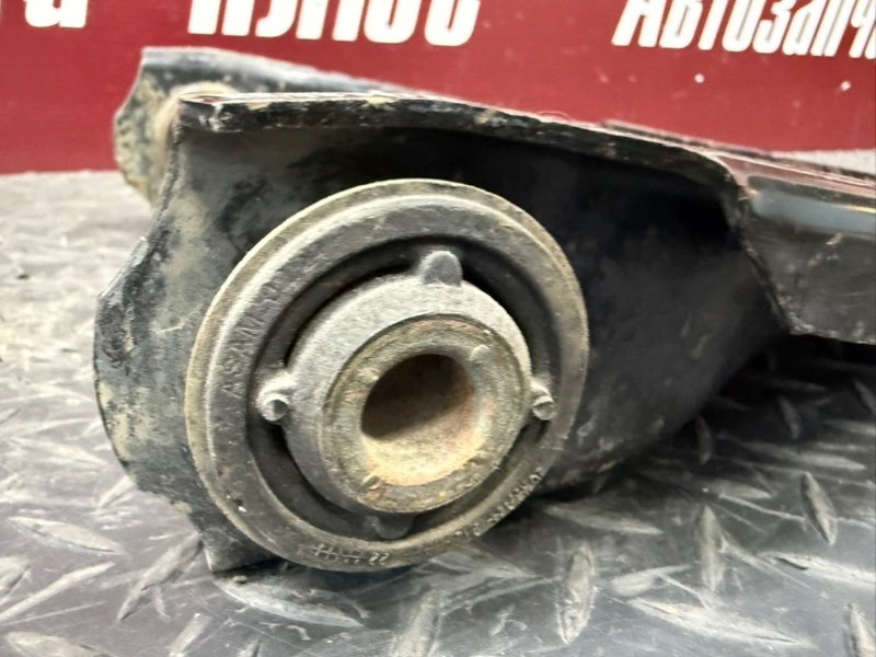 Рычаг подвески