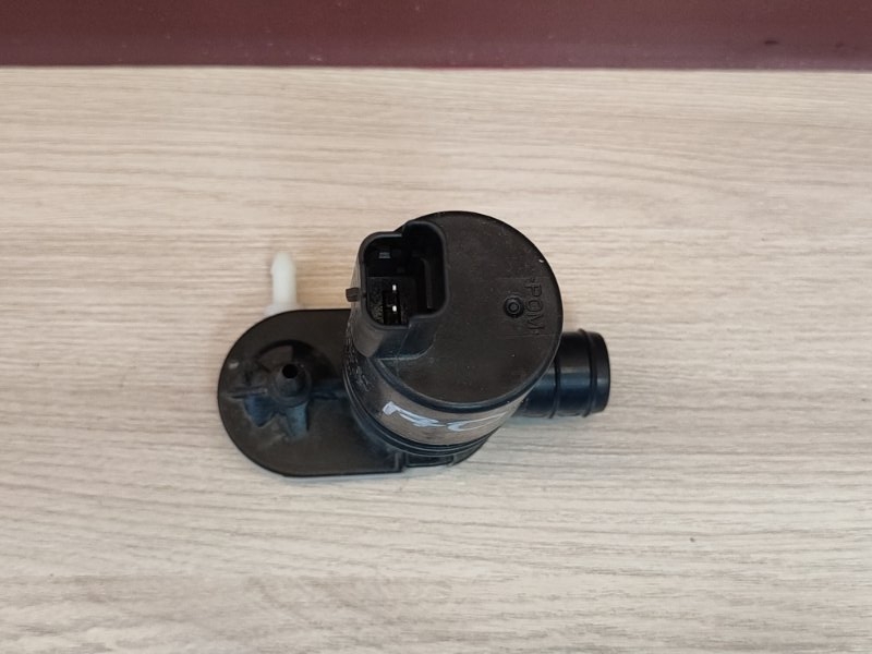 Моторчик бачка омывателя