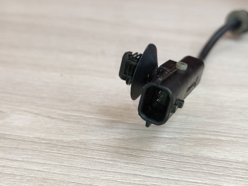 Кулак поворотный