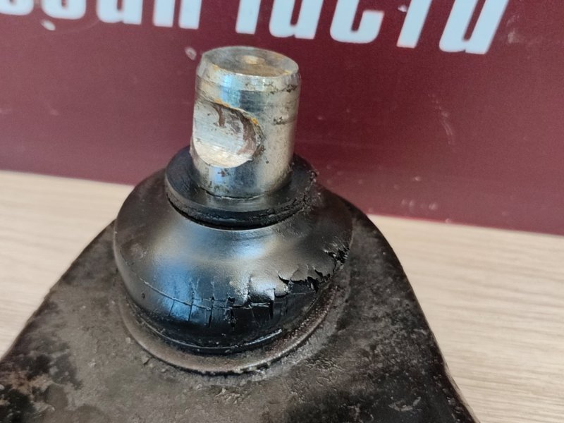 Рычаг подвески