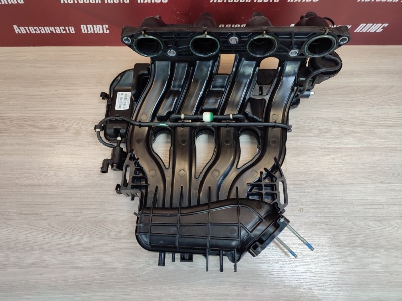 Впускной коллектор