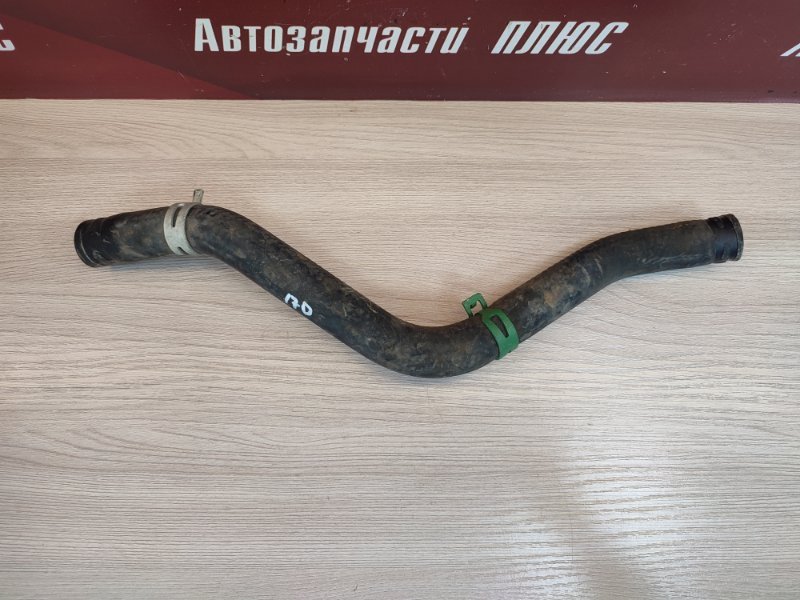 Патрубок отопителя