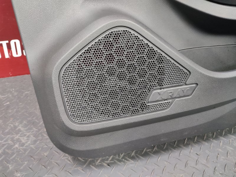 Обшивка боковой двери