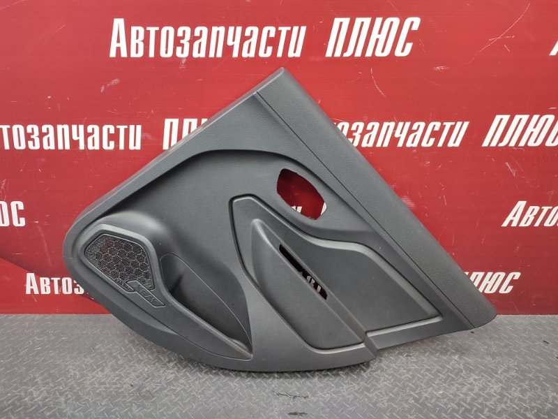 Обшивка боковой двери