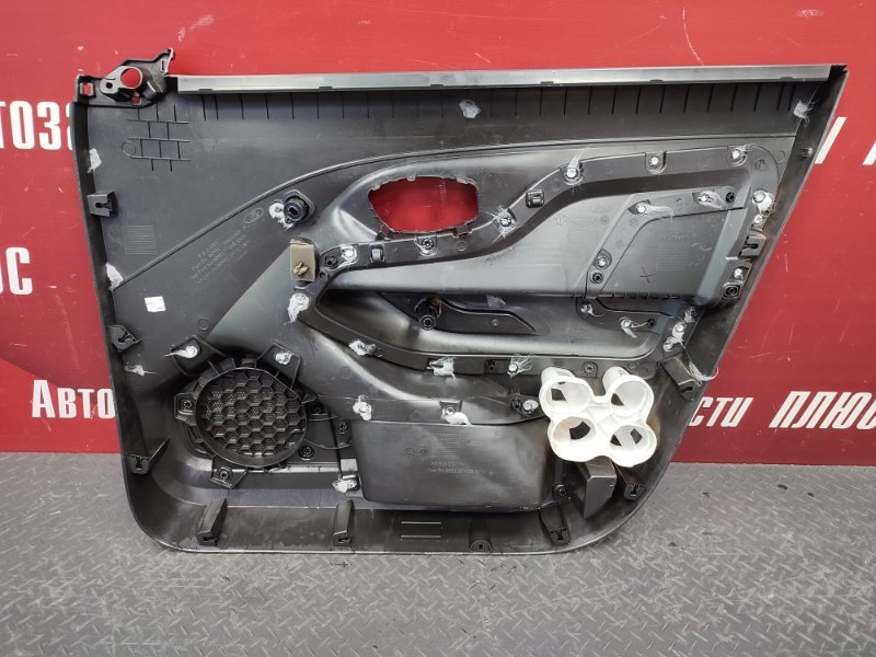 Обшивка боковой двери