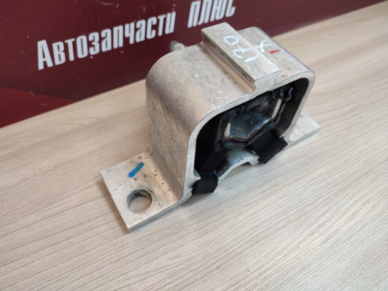 Опора двигателя